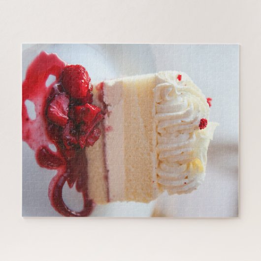 White Chocolate Mousse Cake with Strawberries Legpuzzel (Horizontaal)