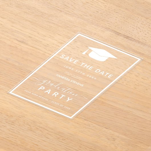 White Classic Afstuderen Bewaar de datum Acryl Uitnodigingen (Laagn)