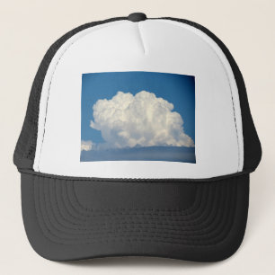White Cloud 6 Trucker Pet