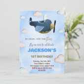 White Cloud Vliegtuig Verjaardag Uitnodigingen (Staand voorkant)