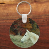 White Cream Horse in an Autumn Field Sleutelhanger (Voorkant)