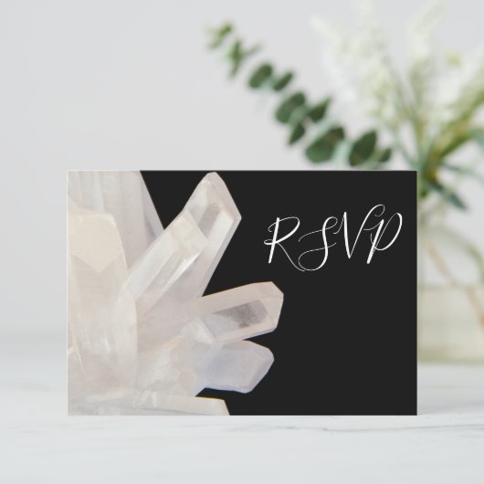White Crystals on Black Wedding RSVP Reply Kaart (Staand voorkant)