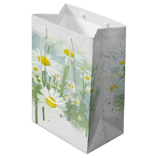 White Daisies for Birthday Medium Cadeauzakje (Achterkant Gekanteld)