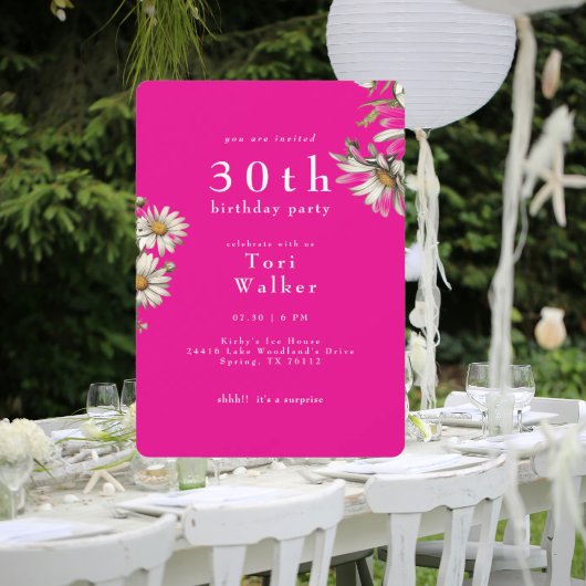 White Daisies Hot Pink Rounded Verjaardagsfeestje Kaart