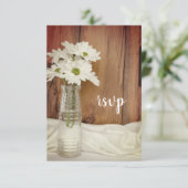 White Daisies in Milk Bottle Barn Wedding RSVP Kaartje (Staand voorkant)