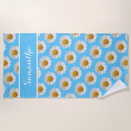 White Daisies on Sky Blue Personalized Beach Towel Strandlaken (Voorkant)