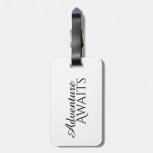 White Daisies Pattern in Paars Travel Quote Bagagelabel (Achterkant verticaal)