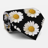 White Daisies Pattern on Black Stropdas (Opgerold)