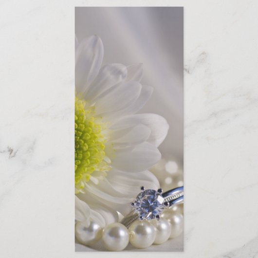 White Daisy and Diamond Ring Wedding Programme Programmakaart (Voorkant)