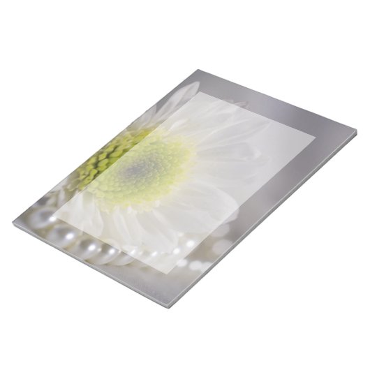 White Daisy and Pearls Wedding Notitieblok (Schuin)