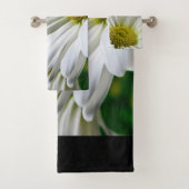 White Daisy Bath Towel Set Bad Handdoek (Insitu)