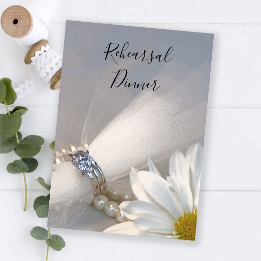 White Daisy Elegance Wedding Rehearsal Dinner Kaart