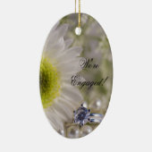 White Daisy en Diamond Ring Verloving Keramisch Ornament (Rechts)