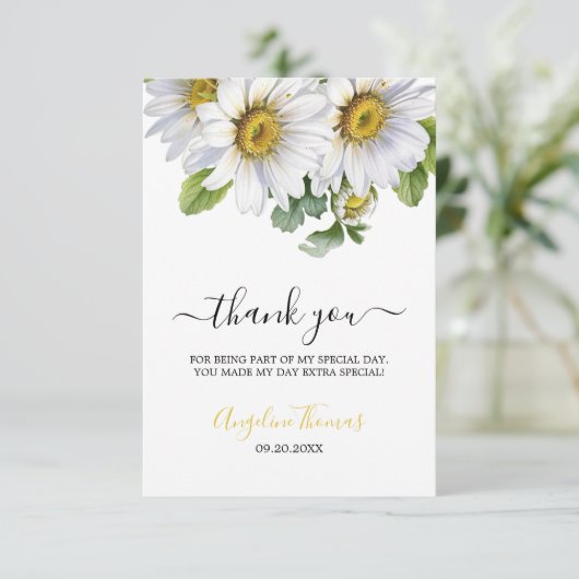 White Daisy Floral Greenery Script Birthday Bedankkaart (Staand voorkant)