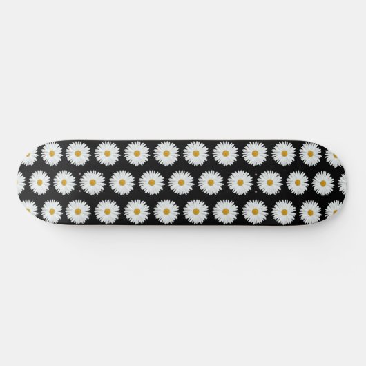 White Daisy Floral Pattern on Black Persoonlijk Skateboard (Horizontaal)
