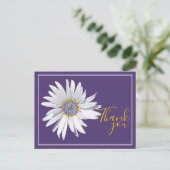 White Daisy Paars Achtergrond Dank je Briefkaart (Staand voorkant)