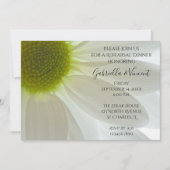 White Daisy Petals Wedding Rehearsal Dinner Kaart (Voorkant)