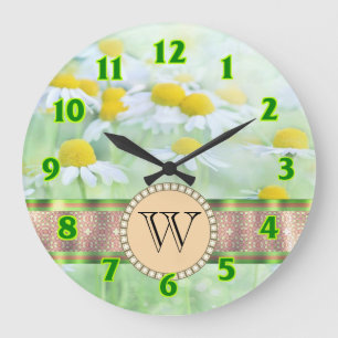 White Daisy's in Green Meadow Monogram Grote Klok