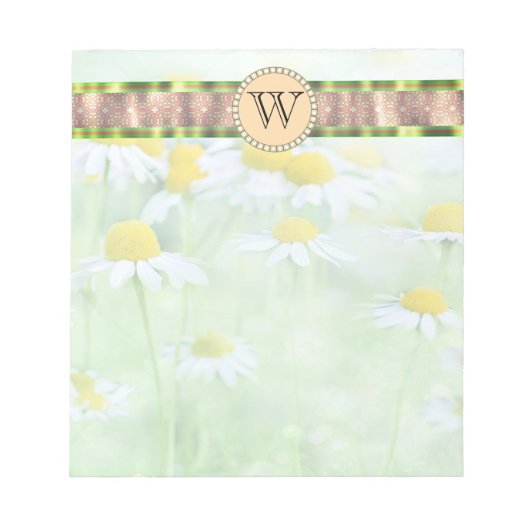 White Daisy's in Green Meadow Monogram Notitieblok (Voorkant)