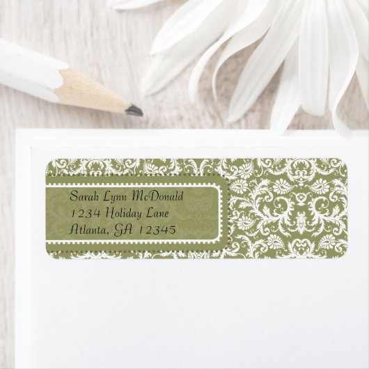 White Damask on Olive Green Return Address Etiket (Insitu)