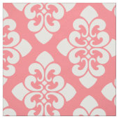 White Damask Scroll op Coral Pink Stof (Swatch)