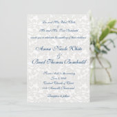 White Damask Wedding Uitnodiging (Staand voorkant)