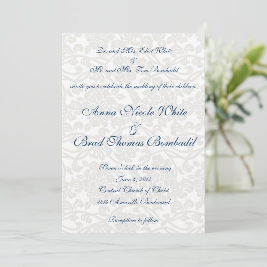 White Damask Wedding Uitnodiging (Staand voorkant)