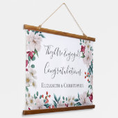 White Dark Pink Red Floral Greenery Verloving Hangend Wandkleed (Gebogen)