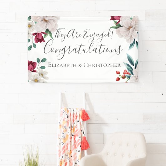 White Dark Pink Red Floral Greenery Verloving Spandoek (Insitu)