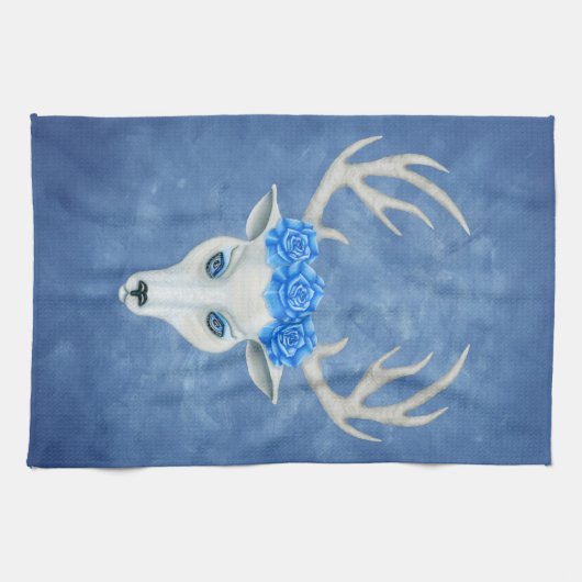White Deer Head Mysterious Face Blue Eyes Rozen Theedoek (Horizontaal)