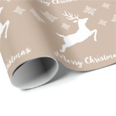 White Deer Shape on beige met sneeuwvlokken en tek Cadeaupapier (Rol Hoek)