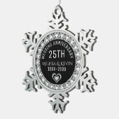 White Diamonds 25e huwelijksjubileum sjabloon Tin Sneeuwvlok Ornament (Rechts)