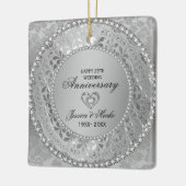 White Diamonds en Silver Damask 25 Jubileum Keramisch Ornament (Links)