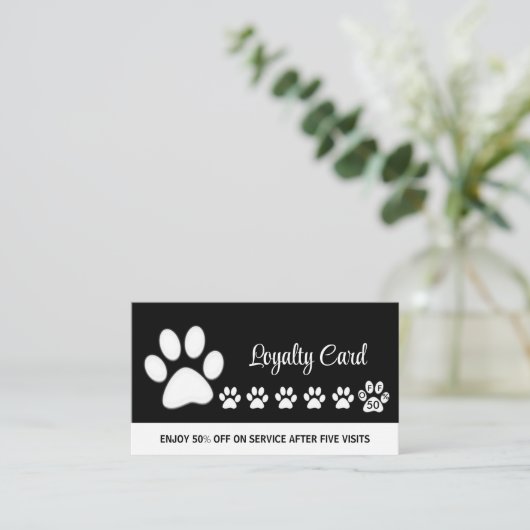 White Dog Paw on Black Pet Grooming Service Klantenkaartje (Staand voorkant)