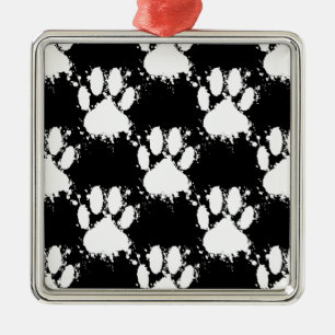 White Dog Paw Pattern met Paint Splatter Metalen Ornament