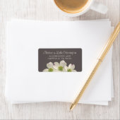 White Dogwood Flowers on Smoke Brown Etiket (Insitu)