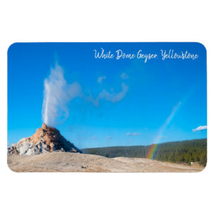 White Dome Geyser Eruption Yellowstone Magneet