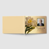 White Double Daffodil Celebration of Life Memorial Gastenboek (Volledig)