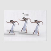 White dress daner Thunder_Cove Tissuepapier (Voorkant)