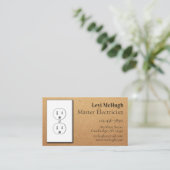 White Electrical Outlet against Tan Craft Paper Visitekaartje (Staand voorkant)