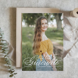 White Elegant Script Class of 2025 Afstuderen Kaart