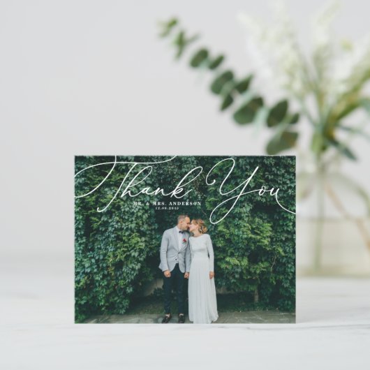 White Elegant Script Photo Weddenschap Hartelijk d Briefkaart (Staand voorkant)