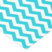 White en Aqua Zig Zag Pattern Tafelkleed (Gekanteld)