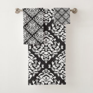 White en Black Damask Pattern Bad Handdoek