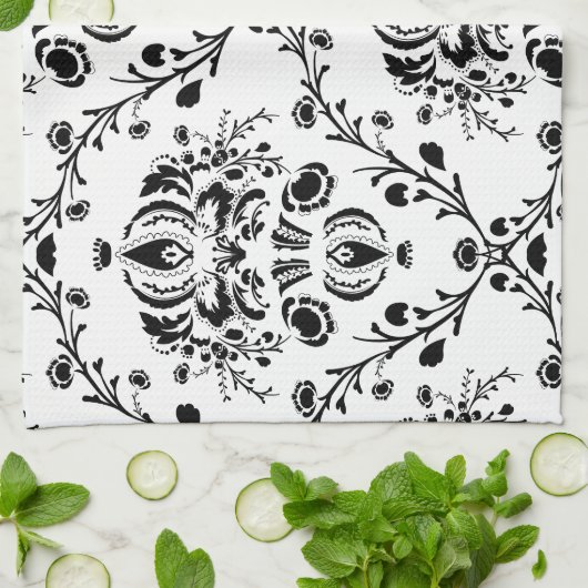 White en Black Damask Theedoek (Gevouwen)