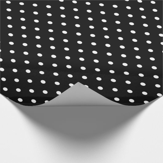 White en Black Polka Dot Pattern Cadeaupapier (Hoek)