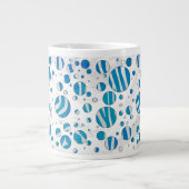 White en Blue Polka Dot Zebra Grote Koffiekop (Voorkant)