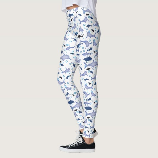 White en Blue Shark Silhouette Pattern Leggings (Links)