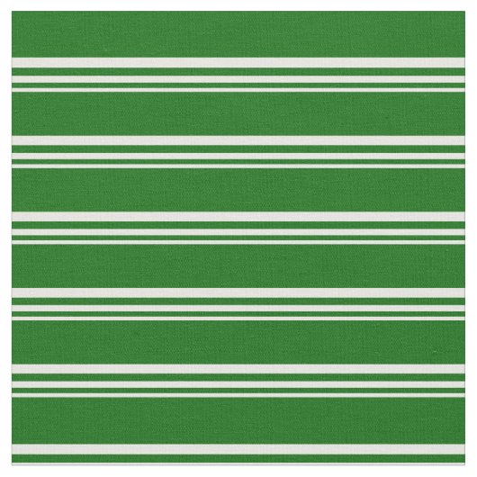 White en Dark Green Stripes Pattern Stof (Close Up)