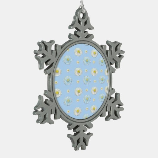 White en light blue Daisy Pattern Tin Sneeuwvlok Ornament (Links)